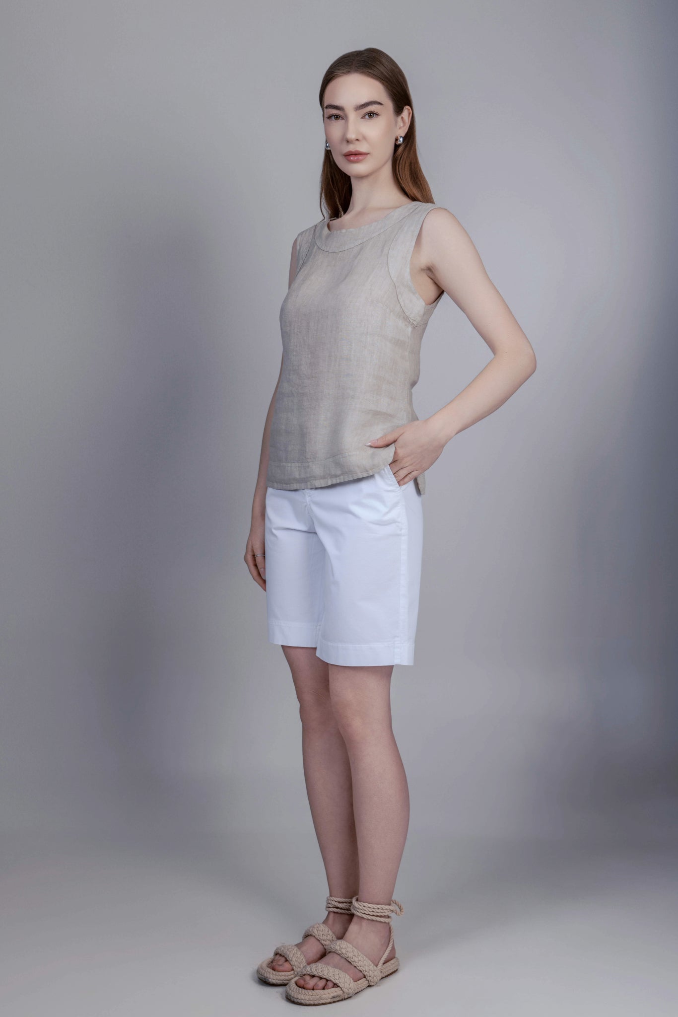 Ingrid Shorts White