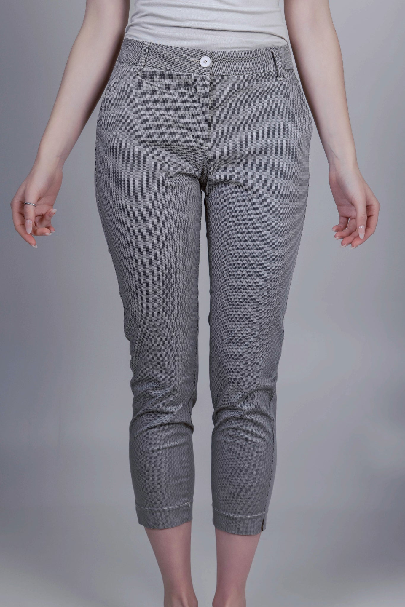 Pantaloni Trousers