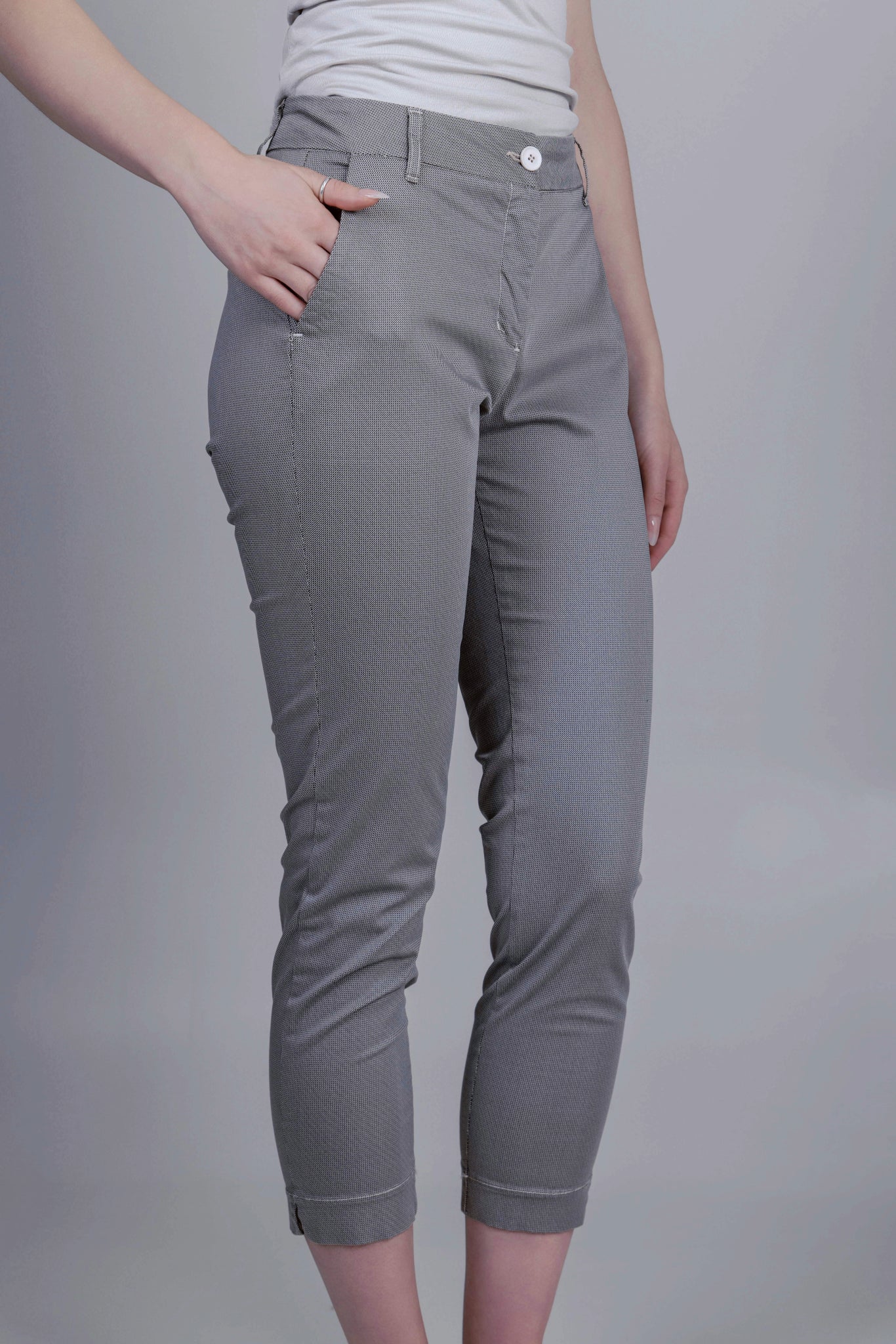 Pantaloni Trousers